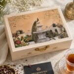 Hill Queen Tea Duo gift box, painted MDF case with brass handle