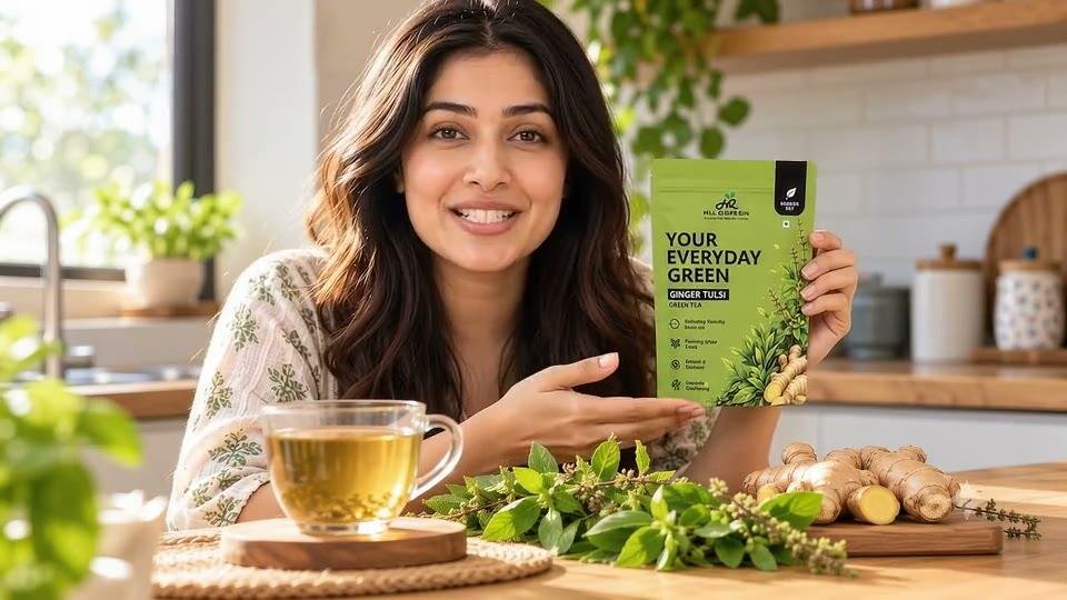 Ginger Tulsi Green Tea — product film